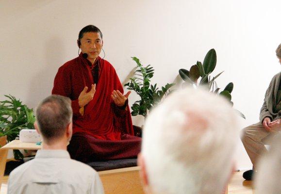 03/23/2019, H.E. Dza Kilung Rinpoche of the Nyingma School of Tibetan Buddhism on the heart practices of the Dzogchen Tradition.