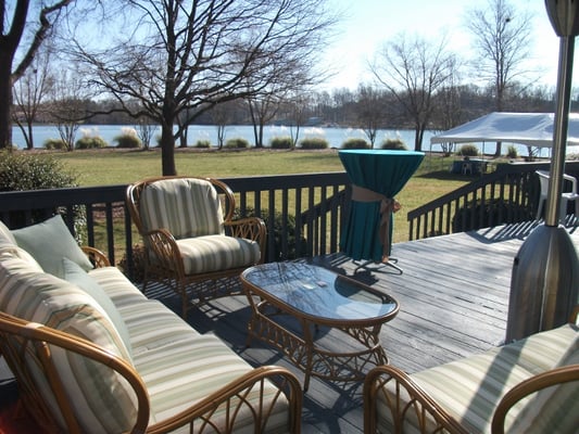 Travis Pointe on Lake Norman Mooresville NC.  Wedding Venue, Family vacation rental house, and corporate meeting space.