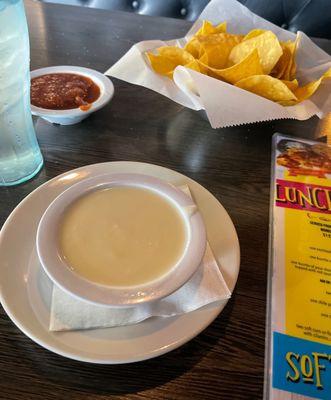 Chips and queso