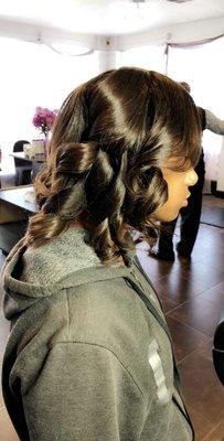 Silk out barrel curls