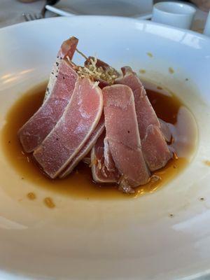 Tuna tataki - just ok