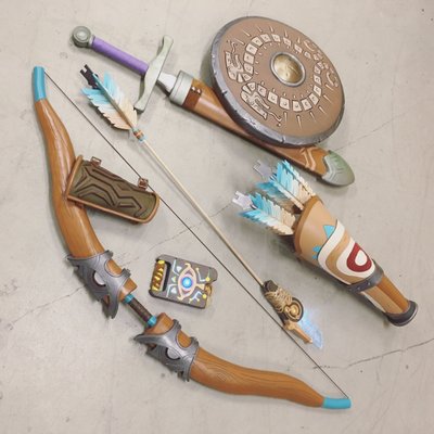 So many cool Breath of the Wild props !!! and they're all functional