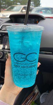 The mermaid with blue base & lemonade!