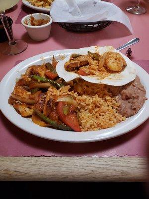 Seafood ranchero combo