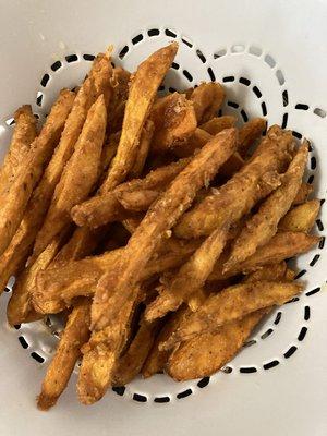 Season sweet potatoes fries