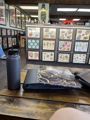 View of the shop from the waiting area. Real clean and welcoming environment.