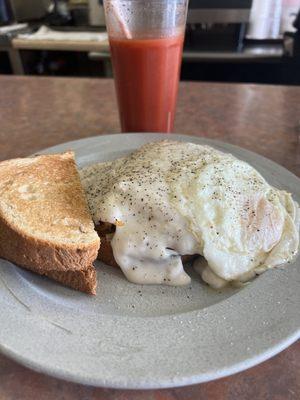 Breakfast Ponyshoe. It has Ham, hash browns, rye toast, eggs and sausage gravy. Very good!!