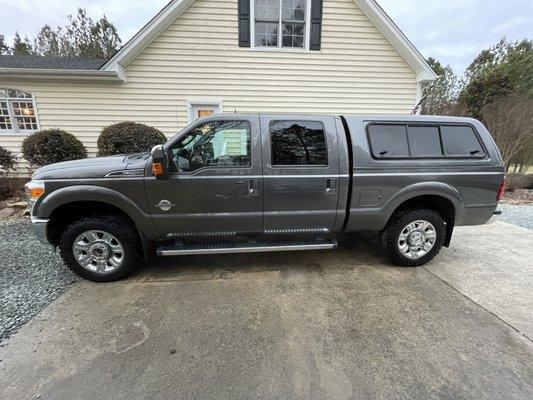 Full exterior wax and protection on paint and wheels on F-250.