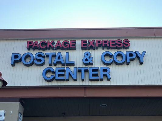 Package Express Postal Centers