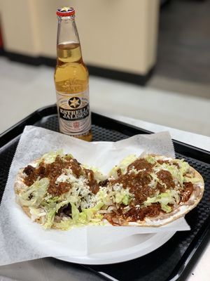 Tostadas de Tinga