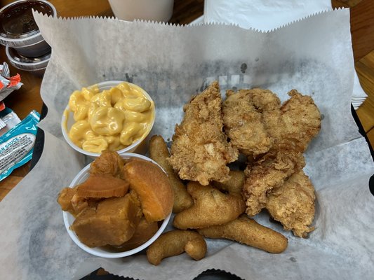 Chicken Tenders Sweet Yams Mac & Cheese