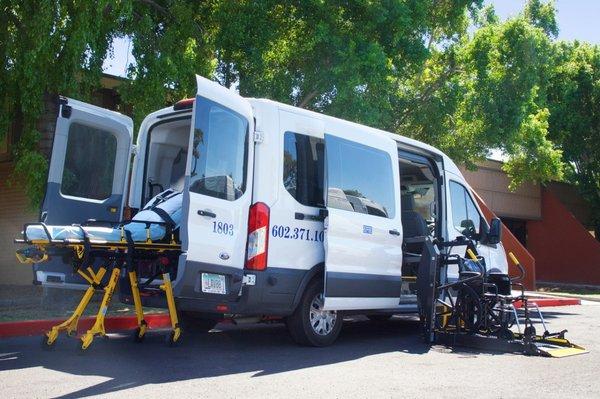 Fully equipped stretcher and wheelchair Ford T 350 vehicle.