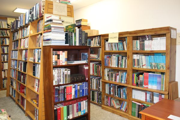 Thousands of good used books!