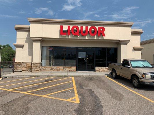 In and Out Liquor in Lakewood!