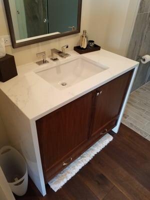 Vanity with Cascade with Matching Vein Mitered