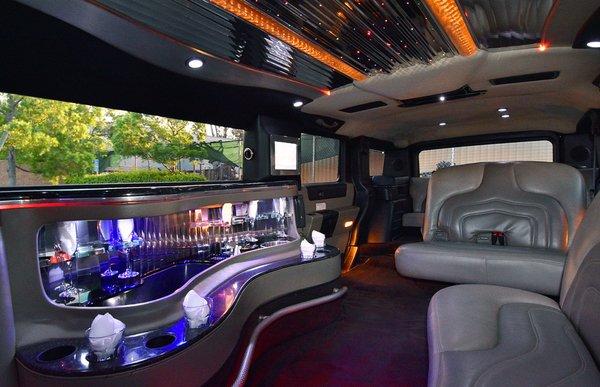 H2 Limousine. When Elegance meets sophistication