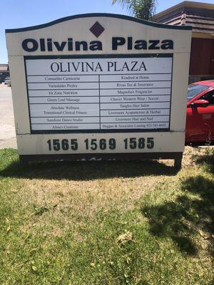 Olivina Plaza