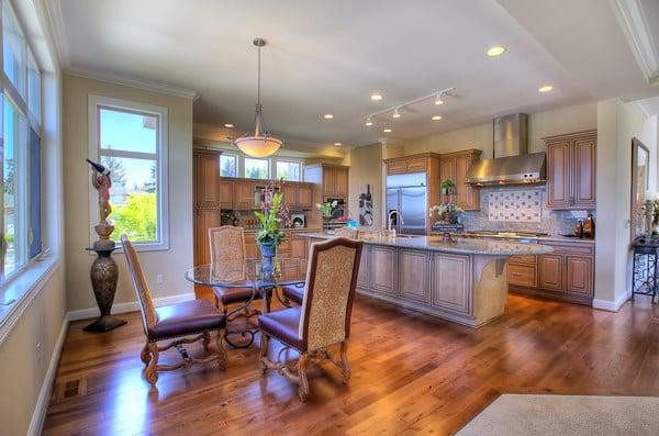 Kitchen with eating area in Newcastle http://www.ThachRealEstateGroup.com