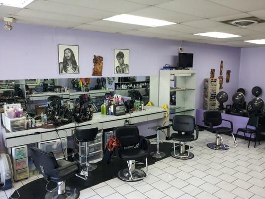 Ampah's Hair Palace