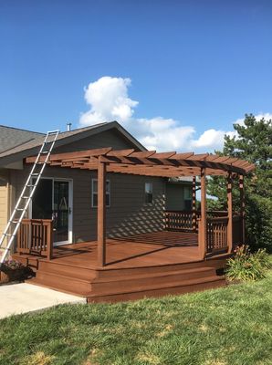 Semi solid stained deck