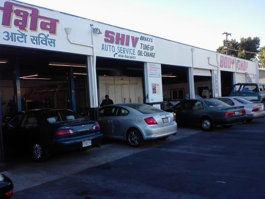 Shiv Auto