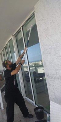 We cleaning windows