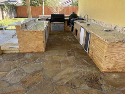 Flagstone patio