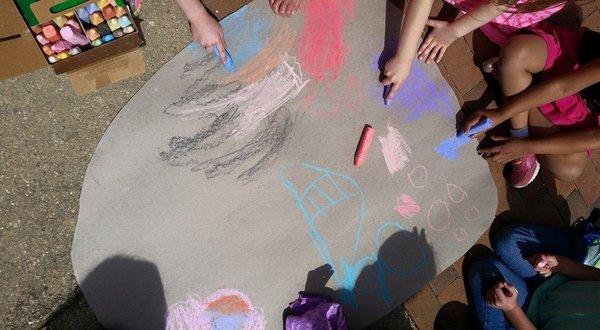 Fun outdoor art with chalk!