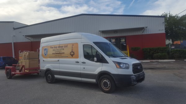 Safe deliveries and moves are a snap when you call us.