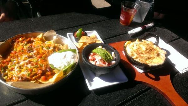 Nachos, ceviche,  and lobster Mac... delicious!