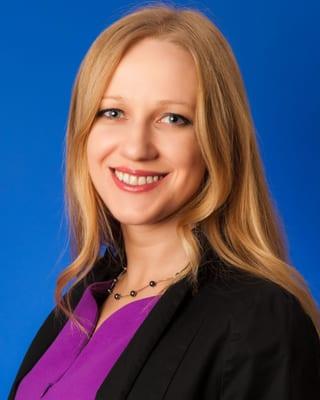 Julia Skuibida - Insurance Agent