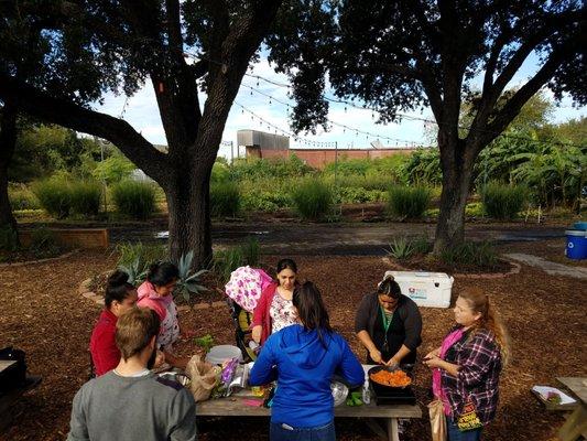 A cooking class with parents from a local preschool