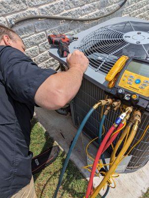 Checking capacitor