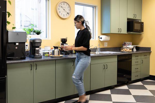 Free coffee, tea & filtered water in our fully equipped kitchen