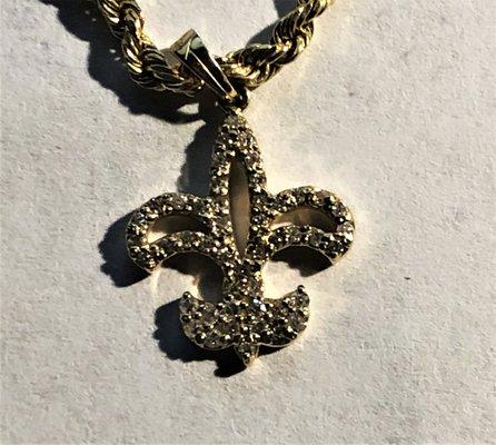 gold and diamond Fleur De Lis