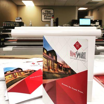 Presentation folders, full color printed to make you stand out from your competition.