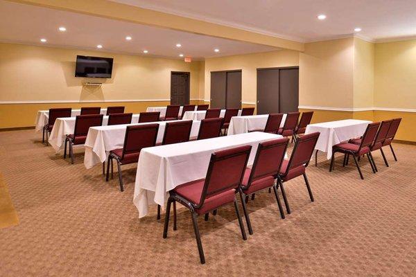 Tucson Hotel Meeting Room