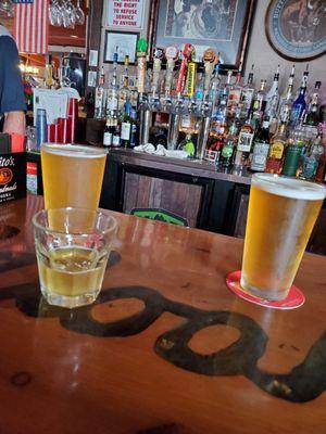 A couple of local brews....Bandits own and a strawberry blonde from That Brewery down the road in Pine.