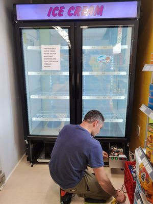 Commercial fridge repair