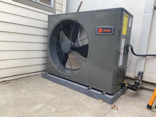 16 Seer horizontal A/C