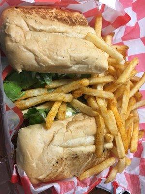 Lunch combo (1 sandwich (philly cheese steak, fries and soda)