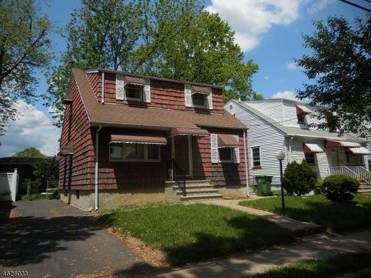 Home for Sale in Linden City, NJ