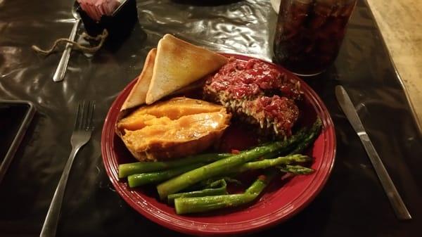 Great meatloaf dish with their own special recipe. The sweet potato is just right and very sweet in flavor.