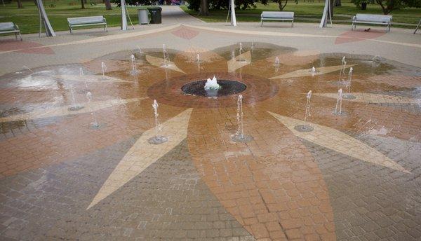 Riverside Celebration Plaza Fountain- completed by Heartstone Inc.