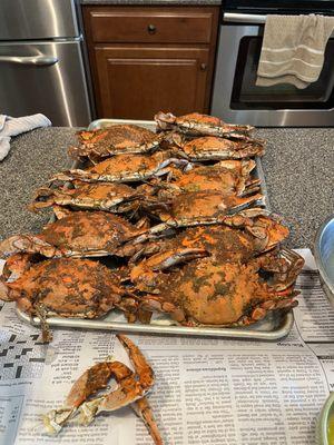 Steamed Large Crabs