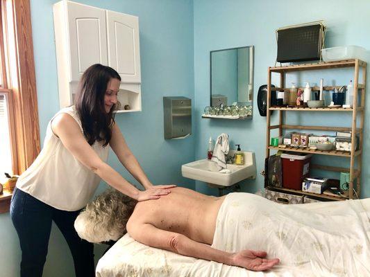 At Unity Acupuncture sink into wellness, health and healing.