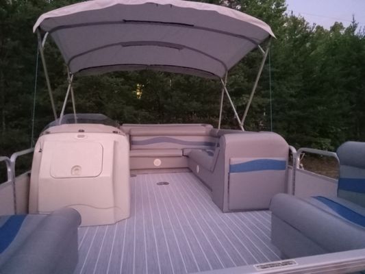 Custom made bi, ini tops and snap on boat covers to [protect your investment