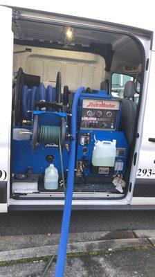 Our superior truck mounted cleaning machine.