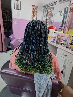 Senegalese twist