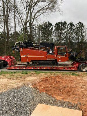 One of the larger directional boring rogs used for large bores or multiple conduit pull backs.